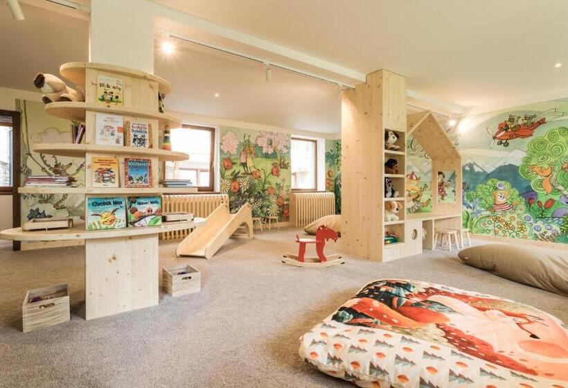 酒店 Arietes Marmont Resort