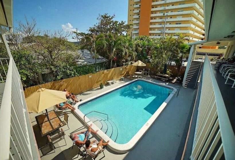 בית מלון כפרי Beachside Gardens Apartments By Lowkl