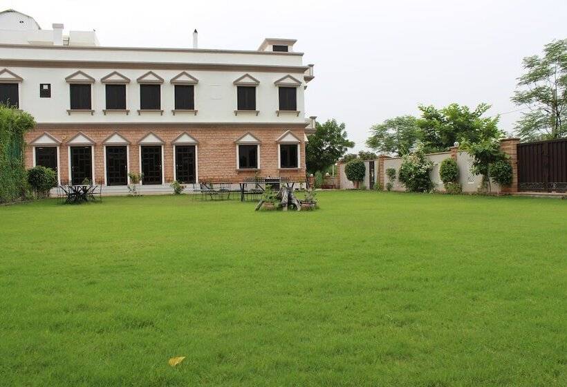 فندق Bhagwati Vilas