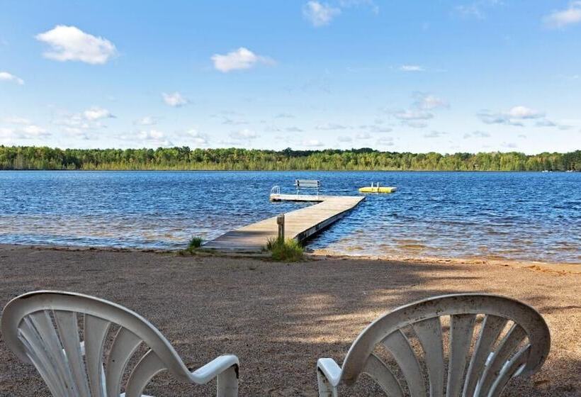 فندق Chanticleer Inn