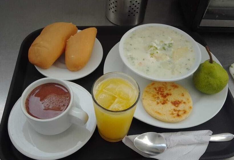 Отель Don David Sabana