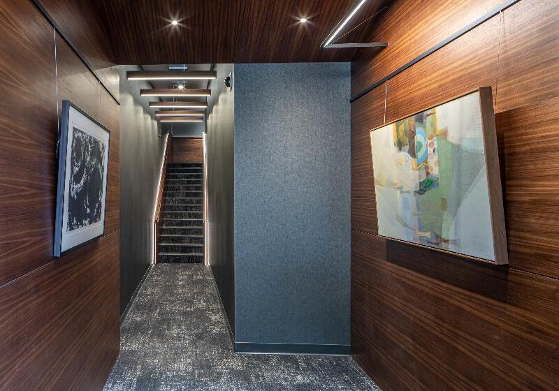 فندق Elevation Lofts