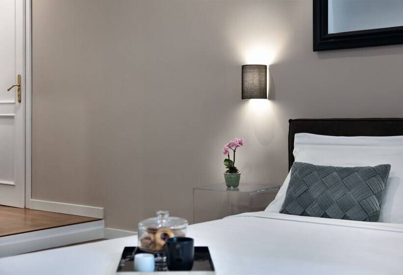 בית מלון כפרי Fellini Design Suites