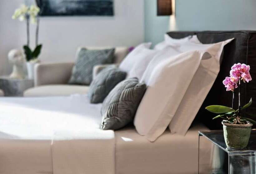 בית מלון כפרי Fellini Design Suites