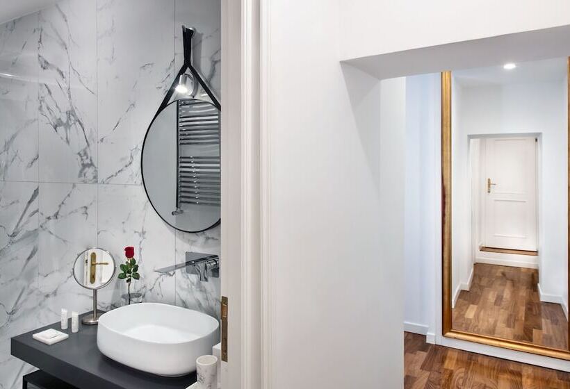 בית מלון כפרי Fellini Design Suites