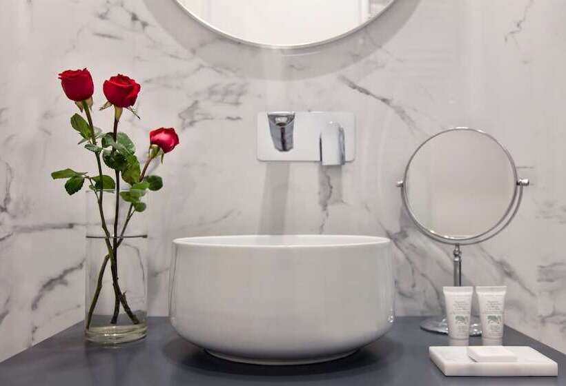 בית מלון כפרי Fellini Design Suites