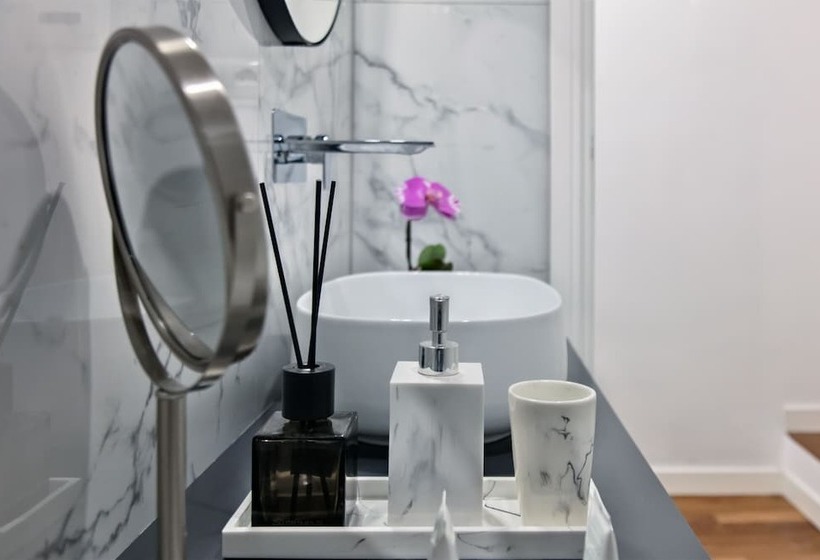 בית מלון כפרי Fellini Design Suites