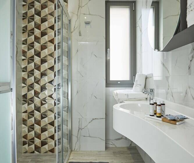 בית מלון כפרי Greystone Suites