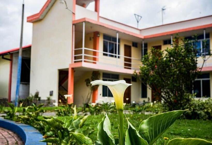 هتل Hostería Cotopaxi Tour