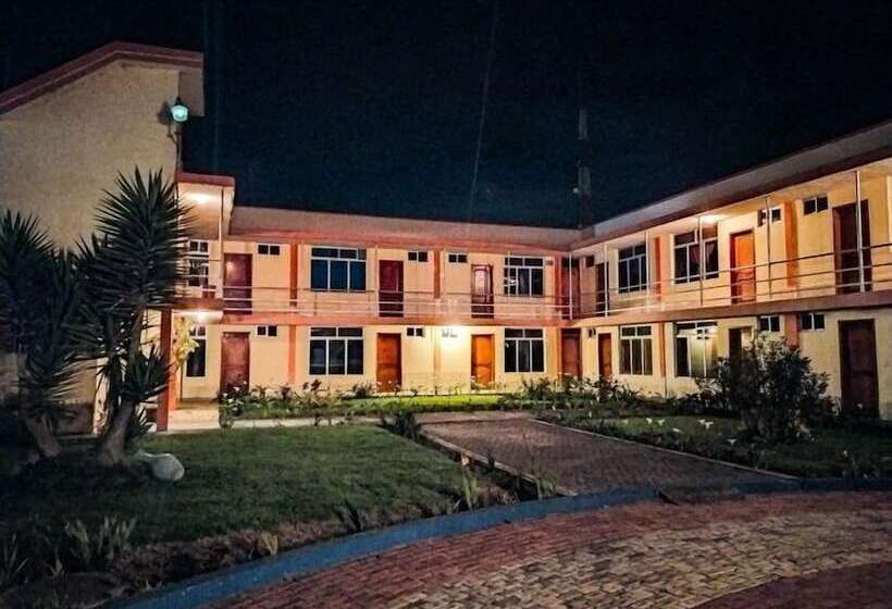 هتل Hostería Cotopaxi Tour