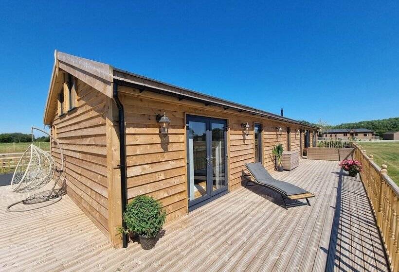 فندق Immaculate 4 Bed Private Luxury Lodge Near York