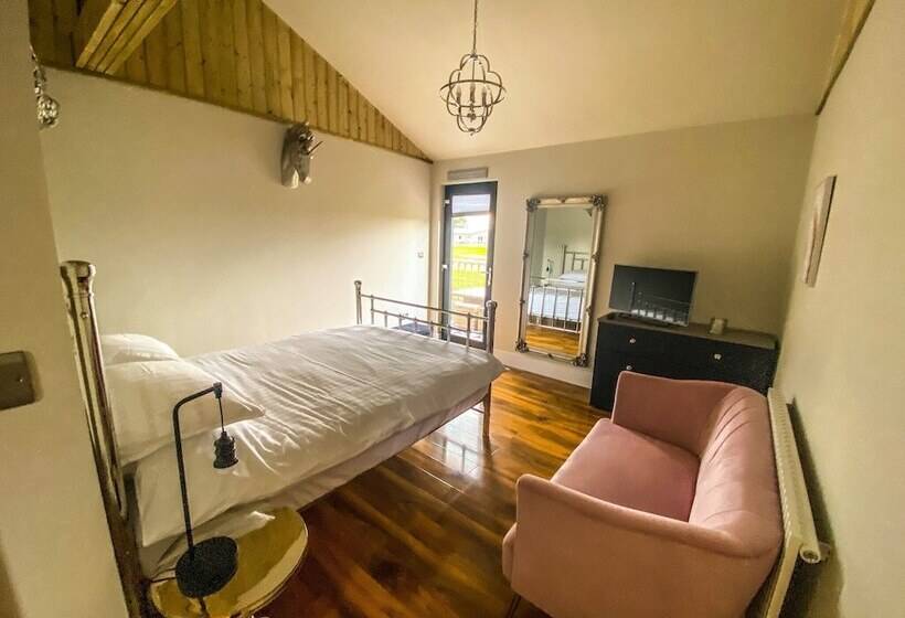 فندق Immaculate 4 Bed Private Luxury Lodge Near York