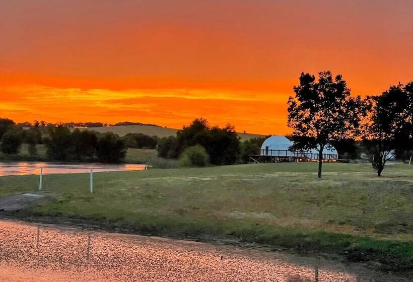 Отель Lake Serenity Ranch