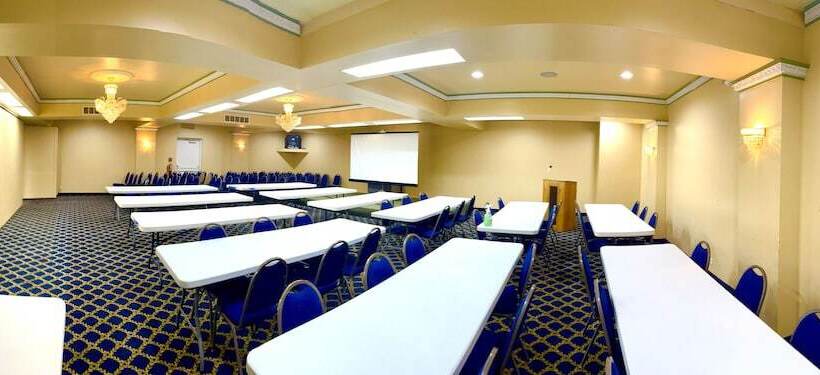 فندق M Morgantown   Wvu Area