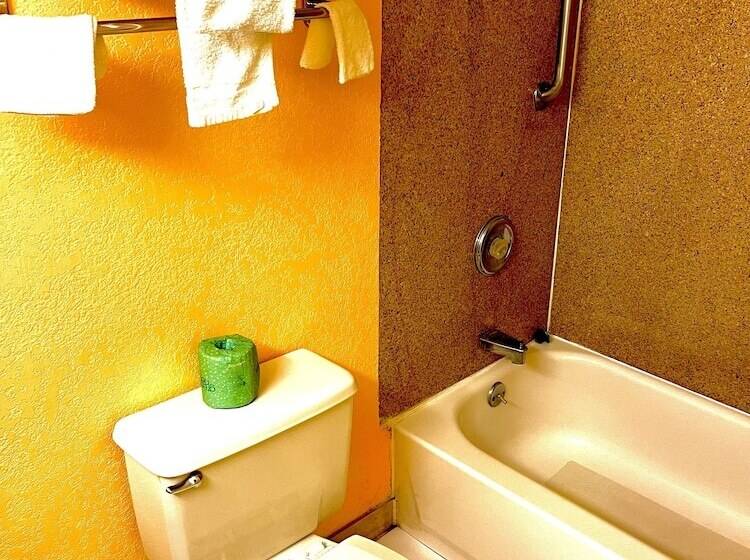 فندق M Morgantown   Wvu Area