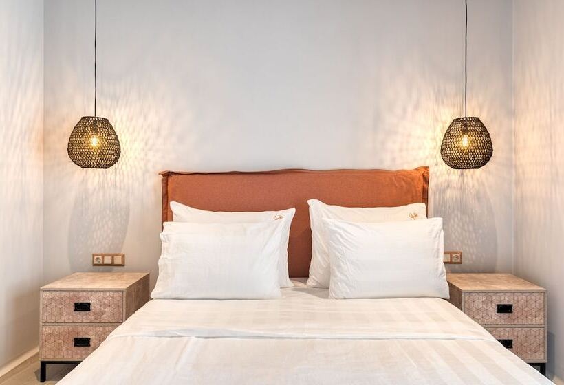 Отель Mirabelle Luxury Villas