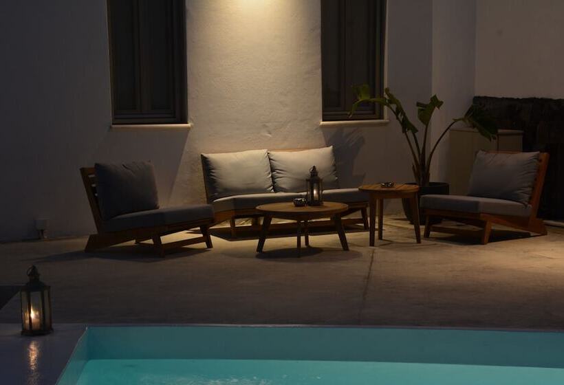 ホテル Noir Santorini