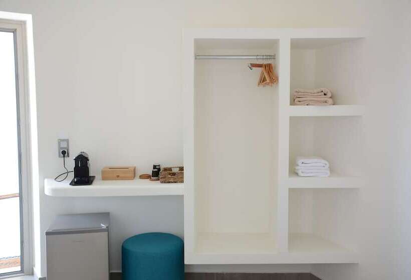 ホテル Noir Santorini