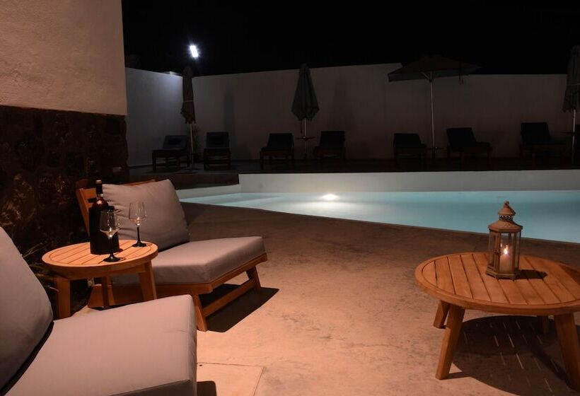 ホテル Noir Santorini