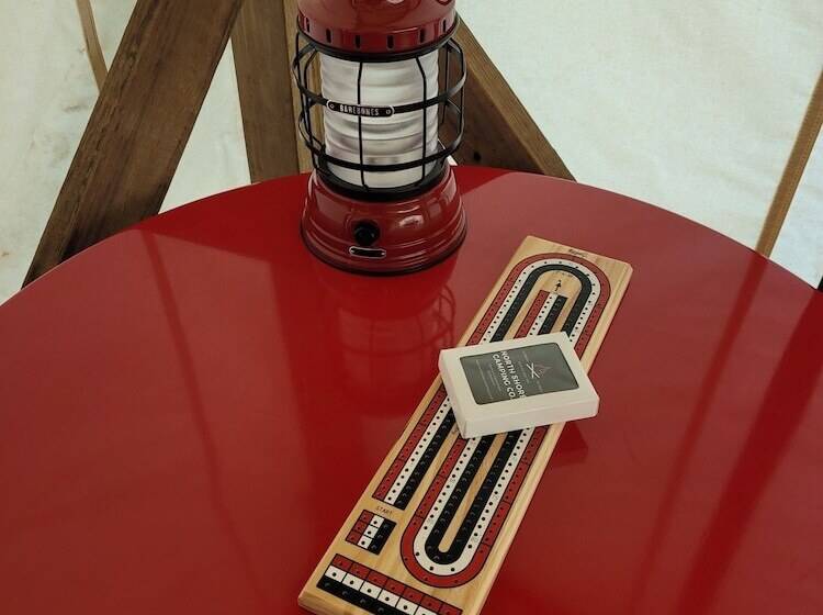 בית מלון כפרי North Shore Camping Company