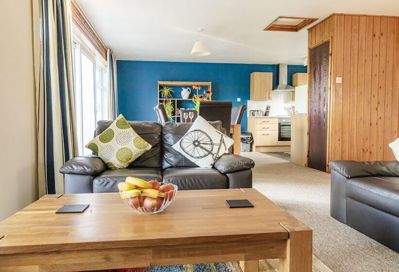 酒店 Over The Horizon Lodges