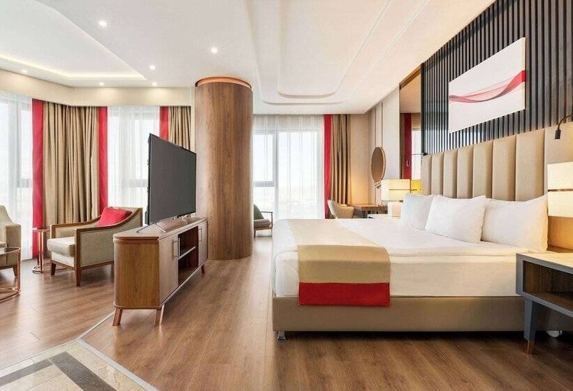 בית מלון כפרי Ramada By Wyndham Karapinar