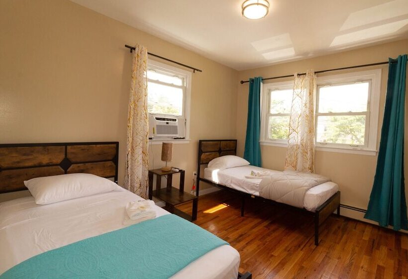 فندق ريفى Cheerful & Beautiful 3 Bedroom Ranch