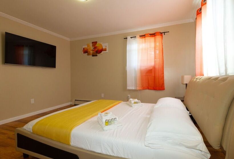 فندق ريفى Cheerful & Beautiful 3 Bedroom Ranch