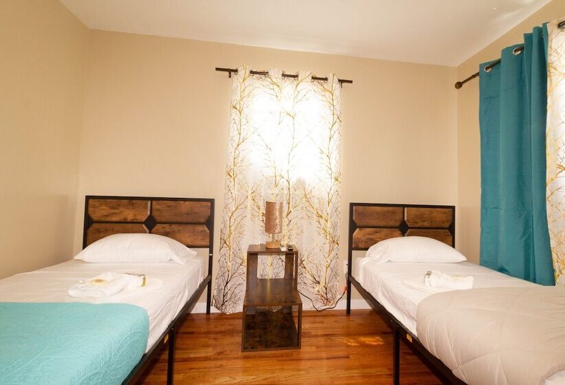 فندق ريفى Cheerful & Beautiful 3 Bedroom Ranch