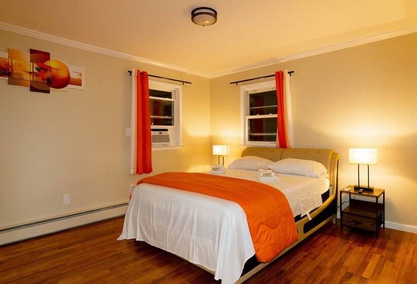فندق ريفى Cheerful & Beautiful 3 Bedroom Ranch