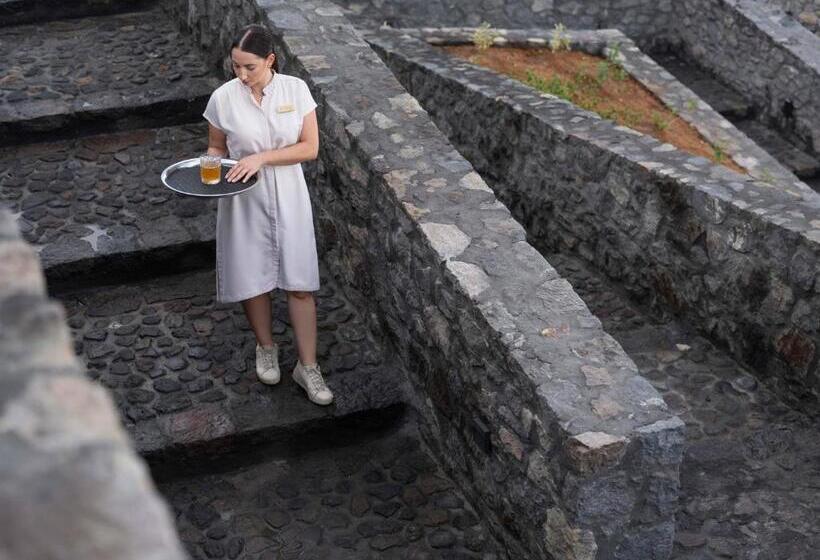 هتل Santo Mine Oia Suites