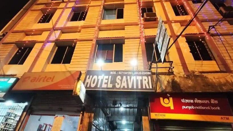 ホテル Savitri