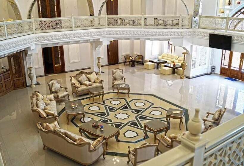 فندق Shahristan Plaza