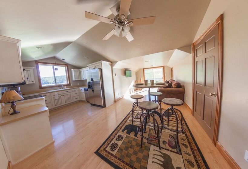 فندق Star Valley Lodge