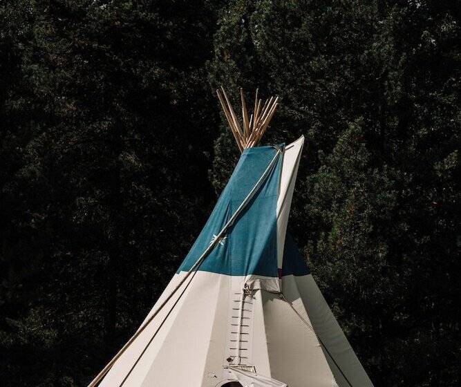 בית מלון כפרי Starlight Retreat Yellowstone