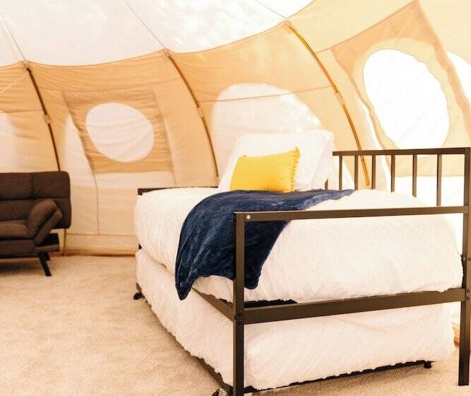 בית מלון כפרי Starlight Retreat Yellowstone