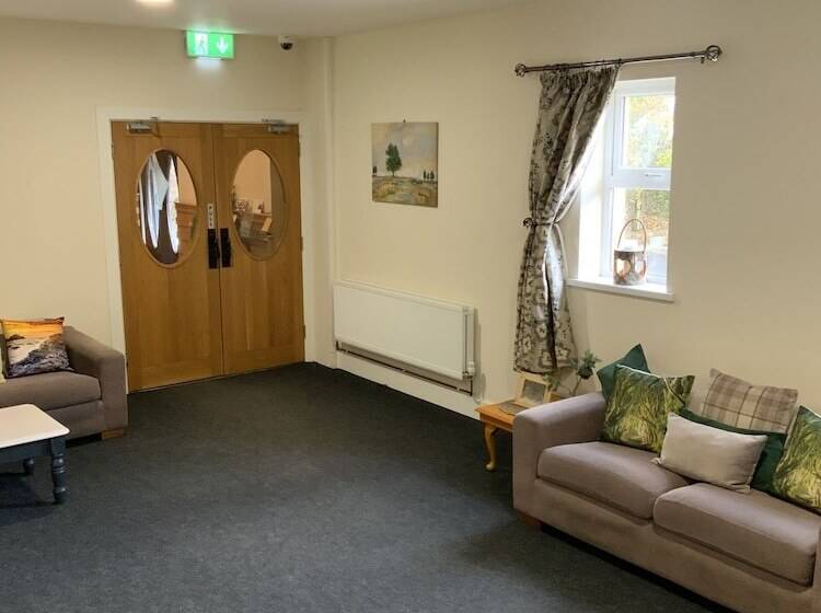 בית מלון כפרי The Hedges