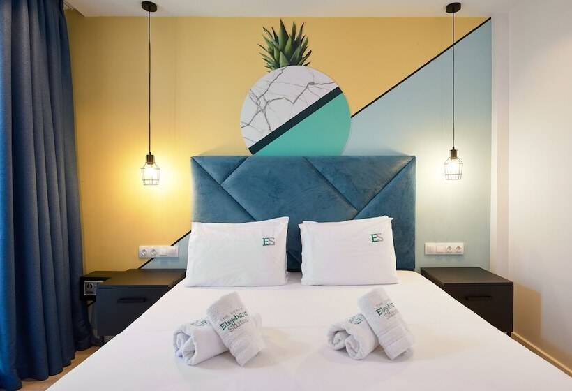 فندق Urban Elephant Suites