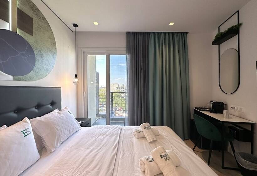 فندق Urban Elephant Suites