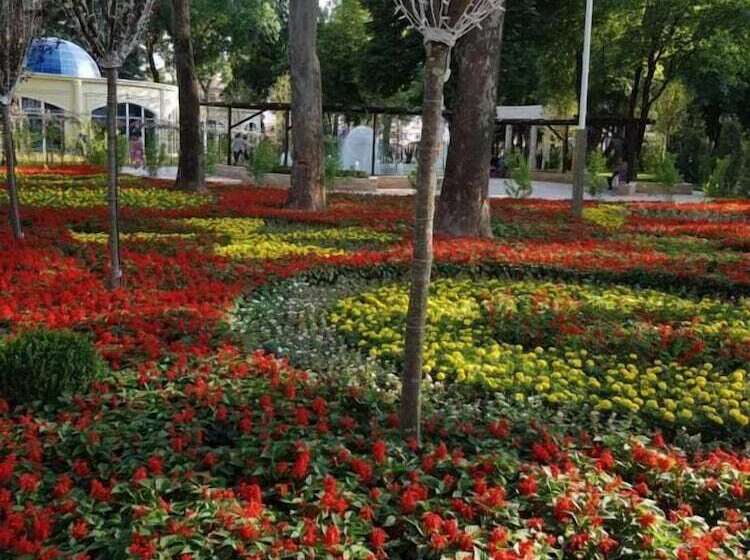 هتل Vatan Dushanbe