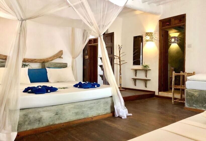 Отель Zanzistar Lodge