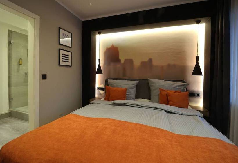 Juststay Mülheim Hotel & Apartments