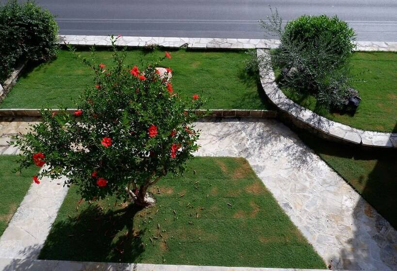 Kaiser Luxury Suites