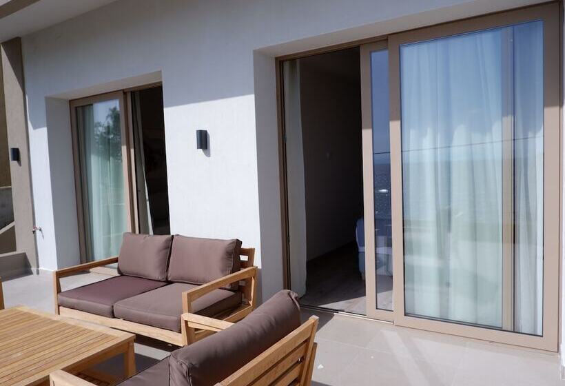 Kaiser Luxury Suites