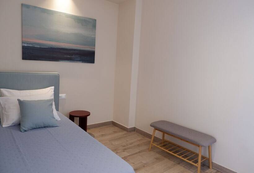 Kaiser Luxury Suites