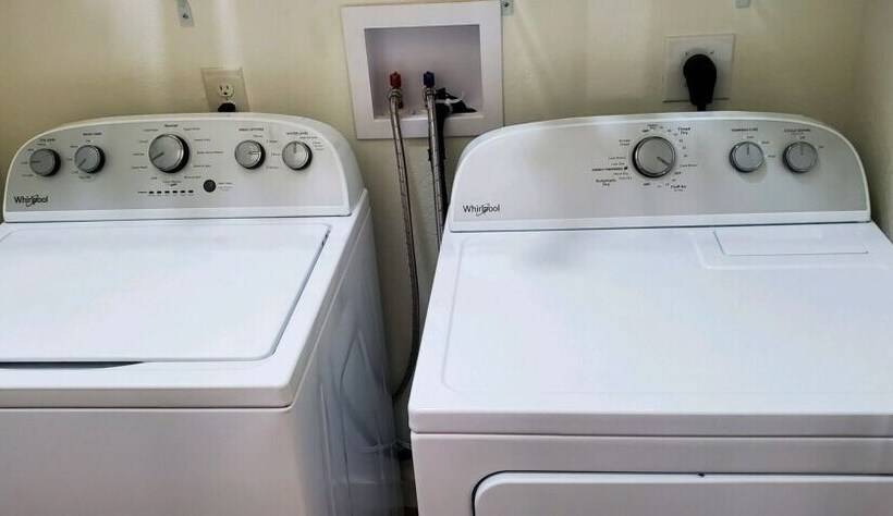 La Hacienda Under The Sun   2 Bedrooms, 2 Baths, Sleeps 4 2 Cabin By Redawning