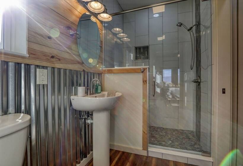 La Hacienda Under The Sun   2 Bedrooms, 2 Baths, Sleeps 4 2 Cabin By Redawning