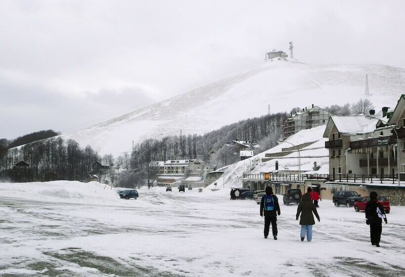 La Punta Dell Iceberg