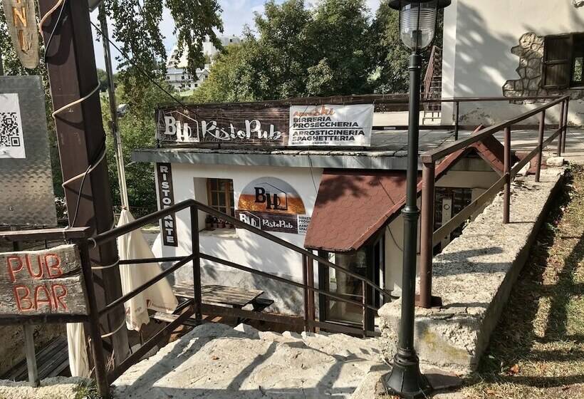 La Punta Dell Iceberg