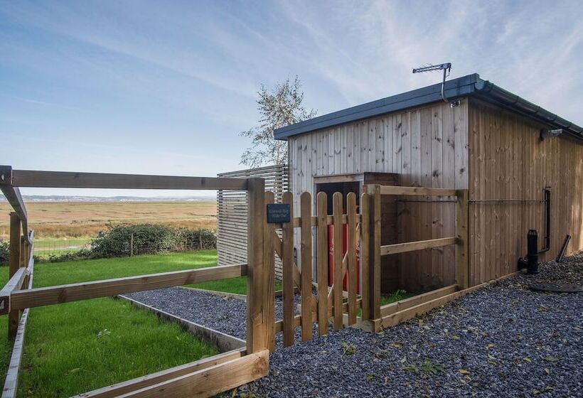 Langland Bay Lookout   Cabin   Landimore